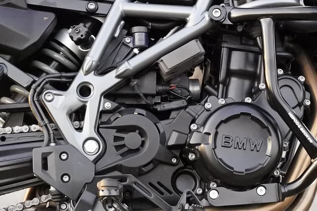 How to Use BMW Motorcycle VIN Decoder Tool