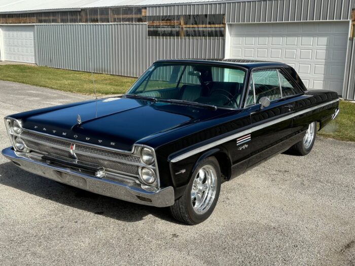 1965-plymouth-car